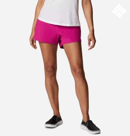 Women's Columbia Pleasant Creek Stretch Shorts Fuchsia | CA-X08L4