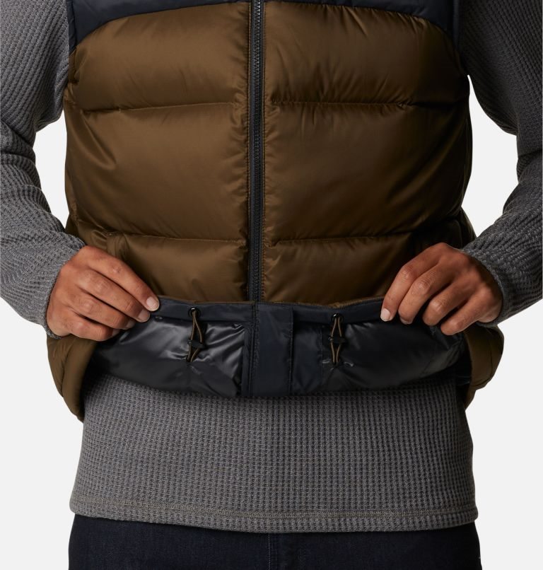 Men's Columbia Bulo Point II Omni-Heat Infinity Down Vest Brown | CA-G516A