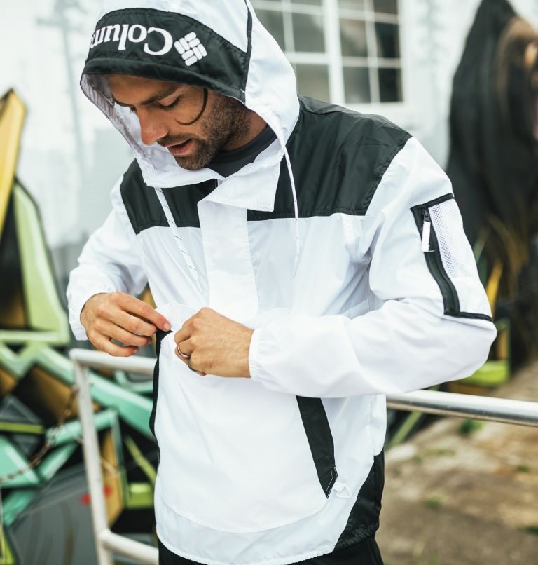 Men's Columbia Challenger Windbreaker Jackets White / Black | CA-X8504