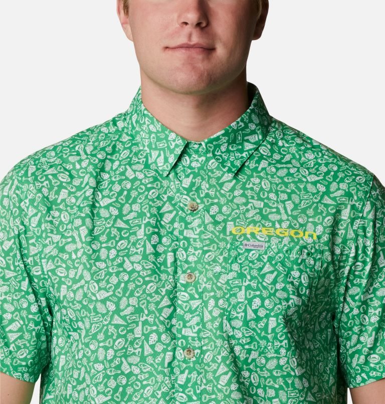 Men's Columbia Collegiate PFG Super Slack Tide - Oregon Shirts Green | CA-R6CL3