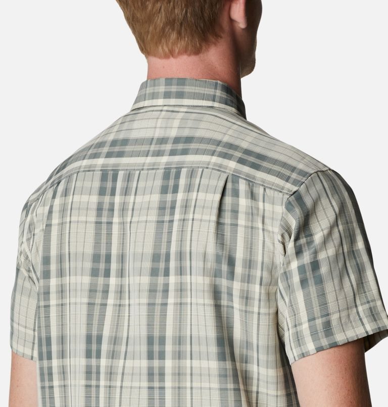 Men's Columbia Lakeside Trail Short Sleeve Shirts Grey | CA-JCA0L