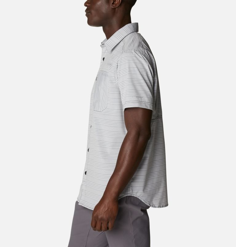 Men's Columbia Twisted Creek III Short Sleeve Shirts Stripe | CA-PC1A5
