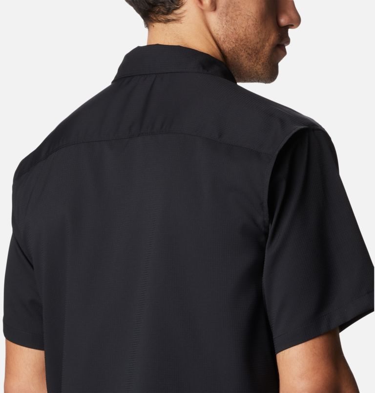 Men's Columbia Utilizer II Solid Short Sleeve Shirts Black | CA-U0A15