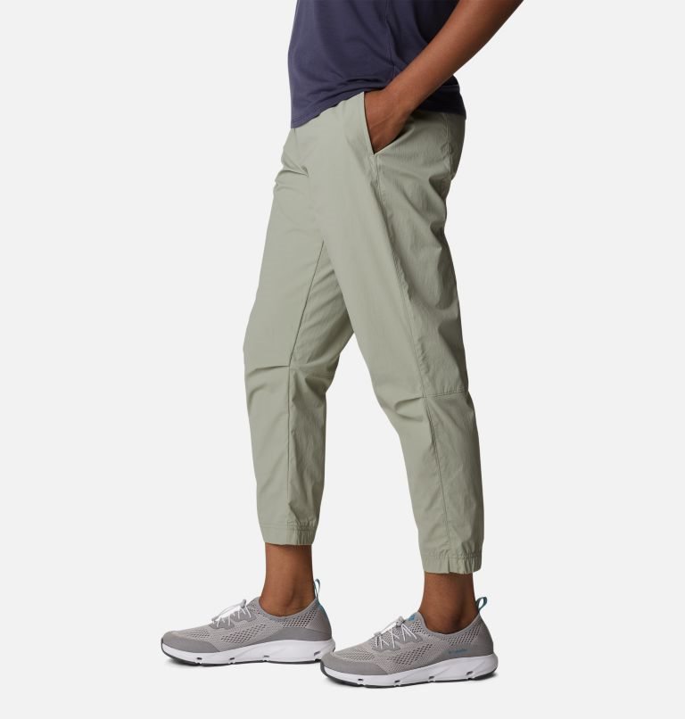 Women's Columbia Bowen Lookout Jogger Olive | CA-E0354