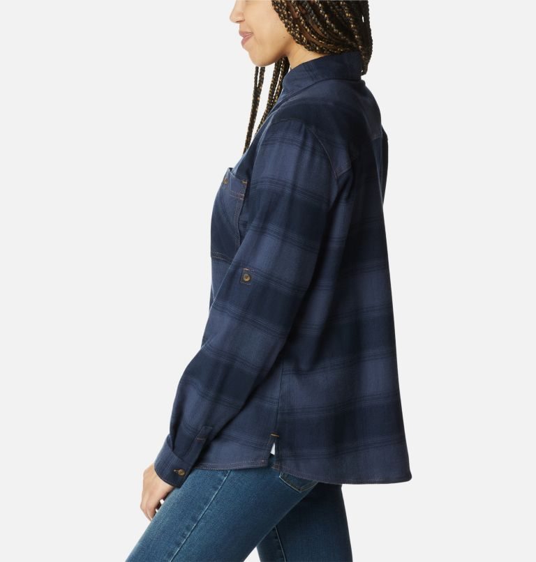 Women's Columbia Clay Hills Stretch Flannel Shirts Navy | CA-VA516