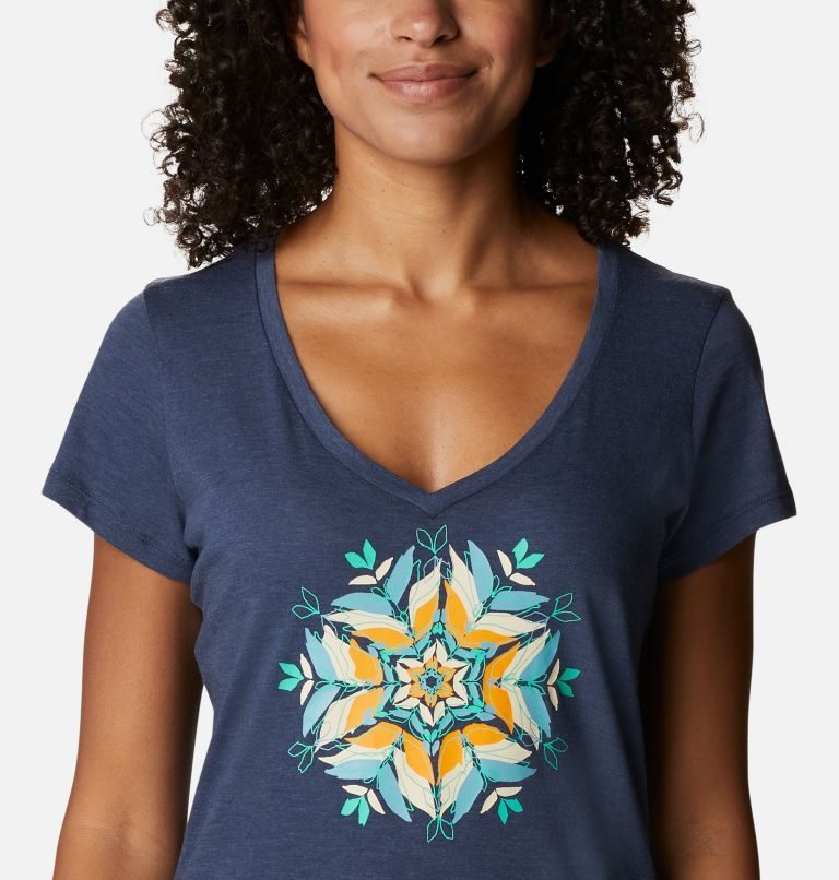 Women's Columbia Daisy Days II V-Neck T Shirts Navy | CA-SLC50