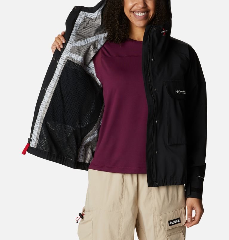 Women's Columbia Field Creek Fraser Cropped Shell Jackets Black | CA-V1438