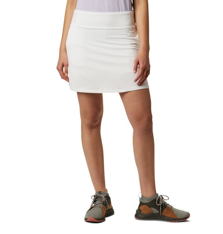 Women\'s Columbia Golf Omni-Wick Qualifier Skorts White | CA-B6A4C