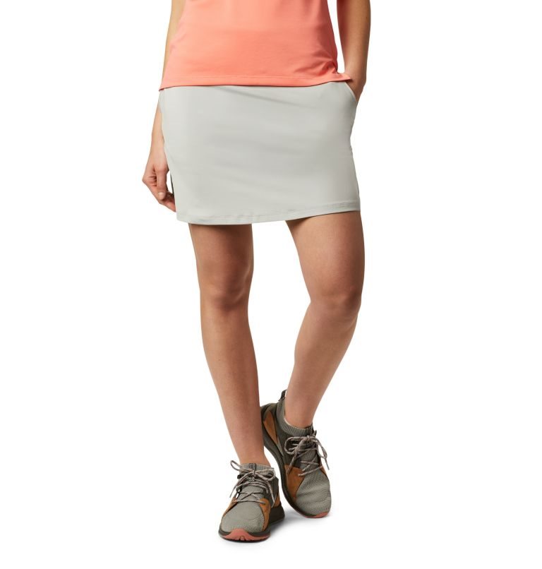Women\'s Columbia Golf Omni-Wick Qualifier Skorts Light Grey | CA-D3L8C
