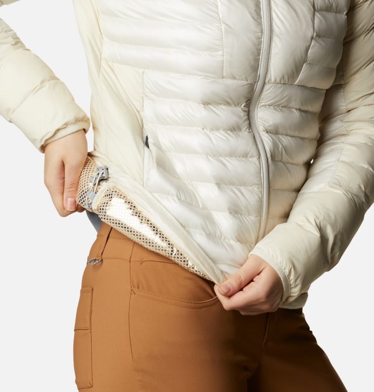 Women's Columbia Labyrinth Loop Omni-Heat Infinity Hooded Insulated Jackets Cream | CA-BL1CA