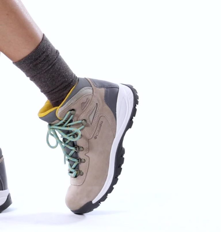 Women's Columbia Newton Ridge Plus Waterproof Amped Hiking Boots Light Brown | CA-U013C