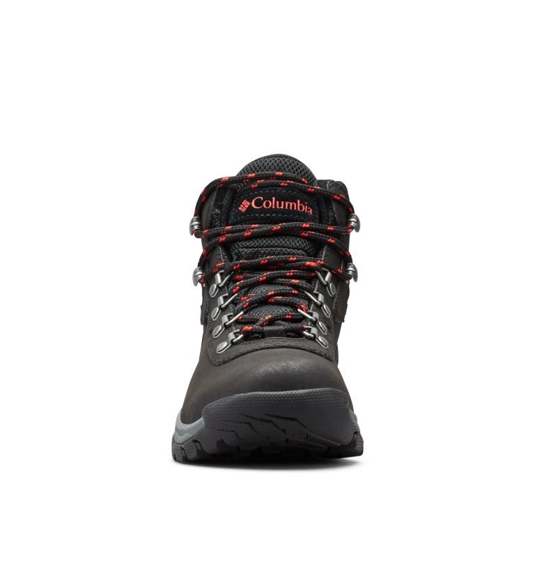 Women's Columbia Newton Ridge Plus Waterproof Hiking Boots Black | CA-VLA3C