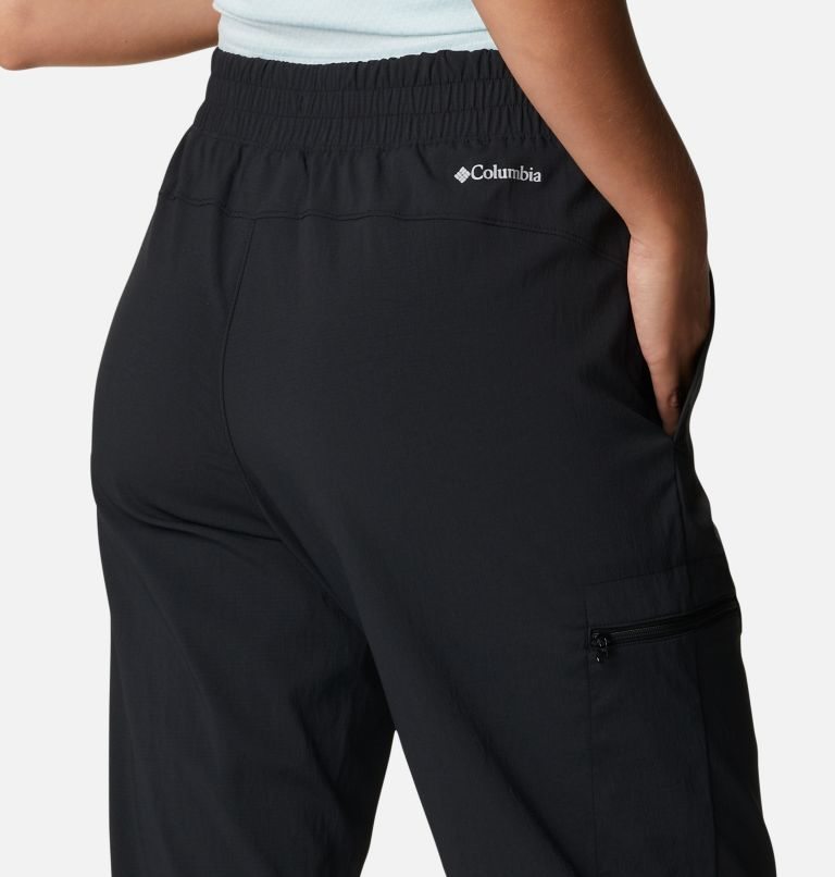 Women's Columbia On The Go Jogger Black | CA-S1A0L