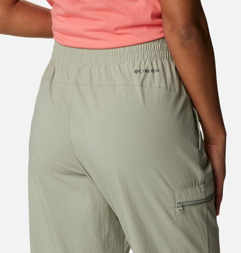 Women's Columbia On The Go Jogger Olive | CA-Q3416