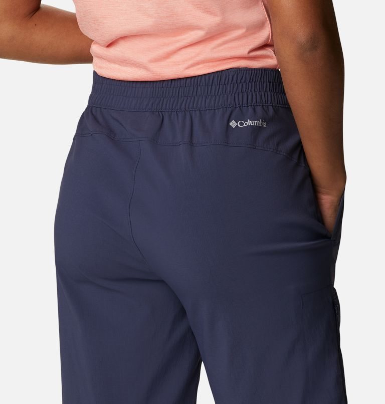 Women's Columbia On The Go Long Shorts Navy | CA-V5C83