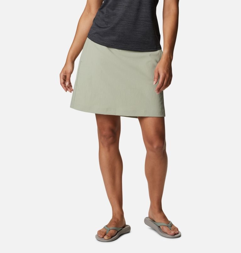 Women\'s Columbia On The Go Skorts Olive | CA-O6485