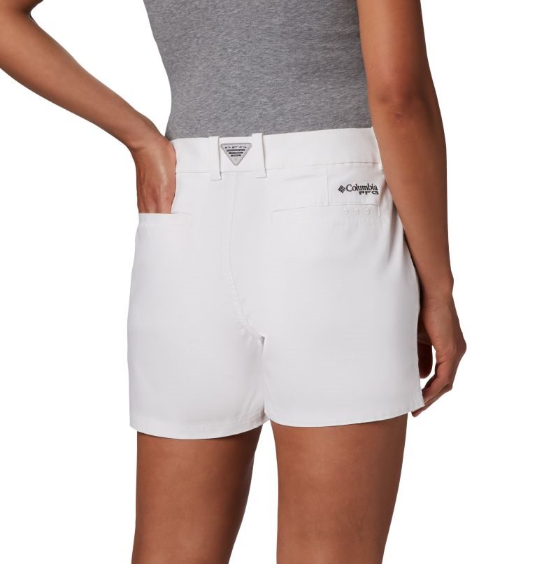 Women's Columbia PFG Bonehead Stretch Shorts White | CA-QC03A
