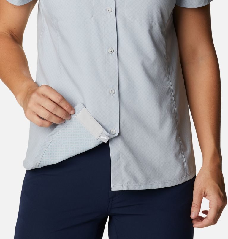 Women's Columbia PFG Cool Release Woven Short Sleeve Shirts Light Grey | CA-KA08C