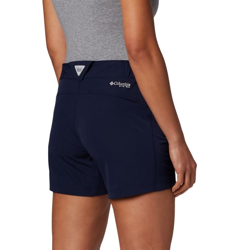 Women's Columbia PFG Coral Point III Shorts Navy | CA-ZC65A