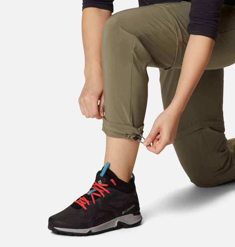 Women's Columbia Pleasant Creek Convertible Pants Khaki | CA-H3CA6