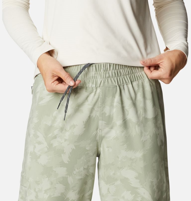 Women's Columbia Pleasant Creek Jogger Olive | CA-T1A0L