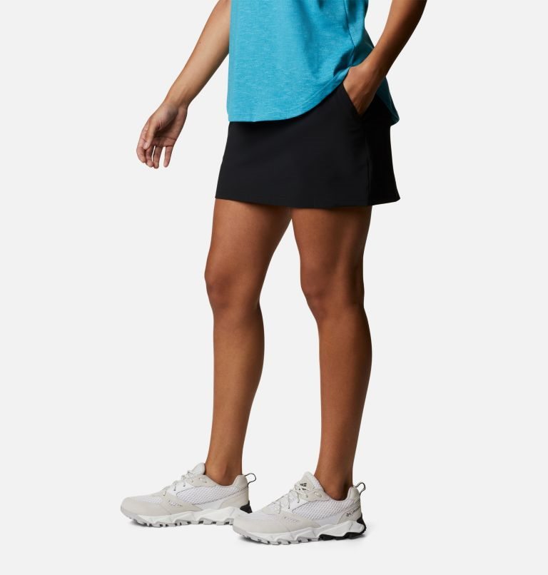 Women's Columbia Pleasant Creek Skorts Black | CA-G0L35