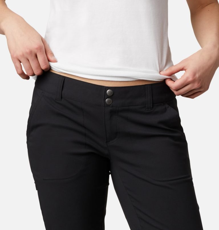 Women's Columbia Saturday Trail II Knee Pants Black | CA-T4561