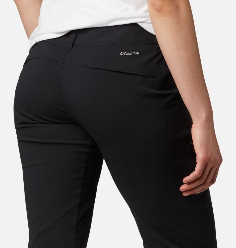 Women's Columbia Saturday Trail II Knee Pants Black | CA-T4561