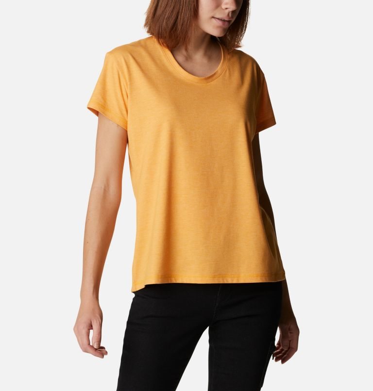 Women's Columbia Sun Trek T Shirts Mango | CA-G30L4