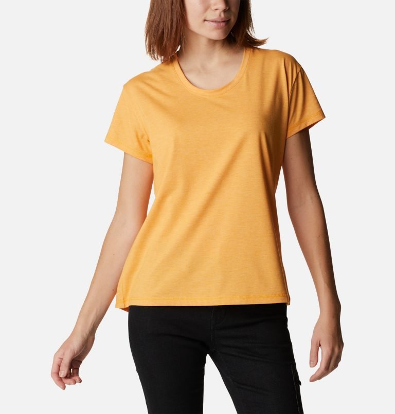 Women\'s Columbia Sun Trek T Shirts Mango | CA-G30L4