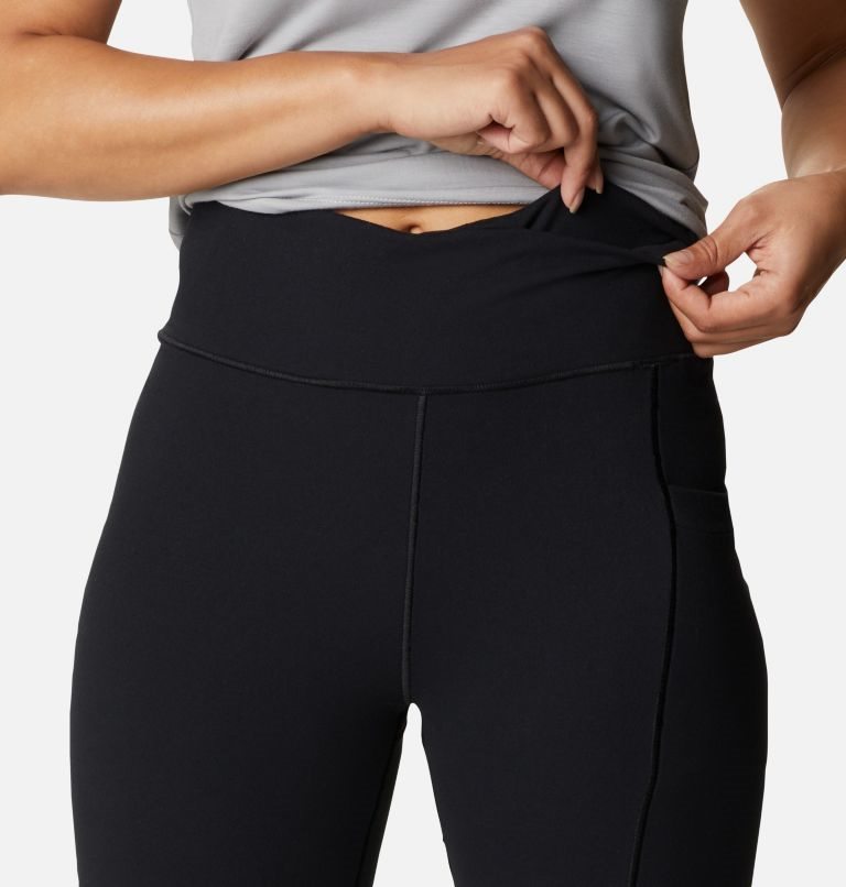 Women's Columbia Weekend Adventure 7/8 Leggings Black | CA-H3L18