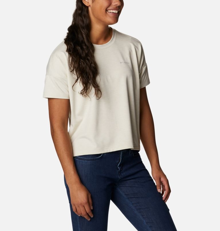 Women's Columbia Weekend Adventure Short Sleeve T Shirts Cream | CA-P841C
