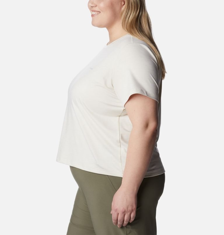 Women's Columbia Weekend Adventure Short Sleeve T Shirts White | CA-Y40CL